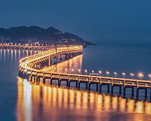 橋梁工業(yè)轉(zhuǎn)輪除濕機(jī)潮濕方案